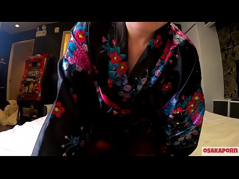 ❤️ Keçika ciwan a cosplay ji seksê hez dike ku bi orgazmê bi şûjinek di hespêk û blowjob de. Keçika Asyayî ya bi pisîka porî û bi cil û bergên kevneşopî yên Japonî di vîdyoya amator de ku masturbasyona bi pêlîstokên qijikê nîşan dide. Sakura 3 OSAKAPORN. ❤ Derb li me ku.kassavrn.ru ️❤